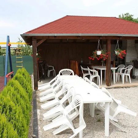 Privat Arcadia