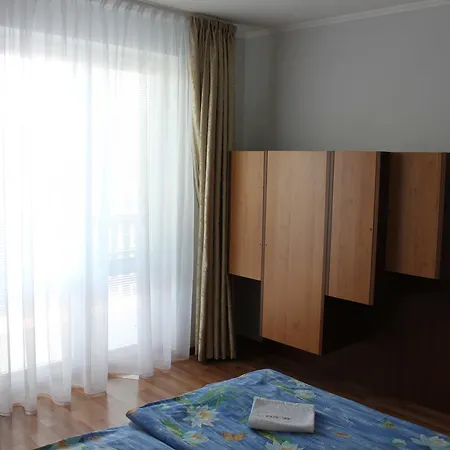 Privat Arcadia