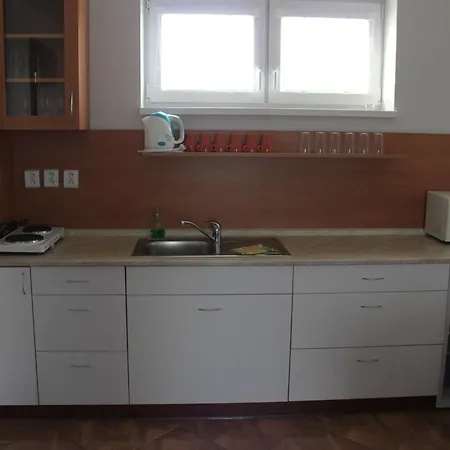 Privat Arcadia 公寓 Podhájska