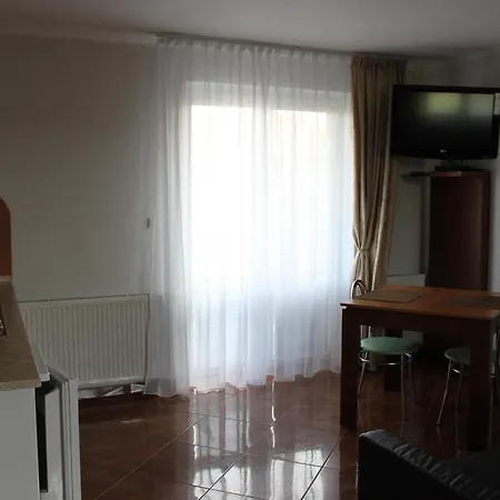 Privat Arcadia Apartman Bellegszencse