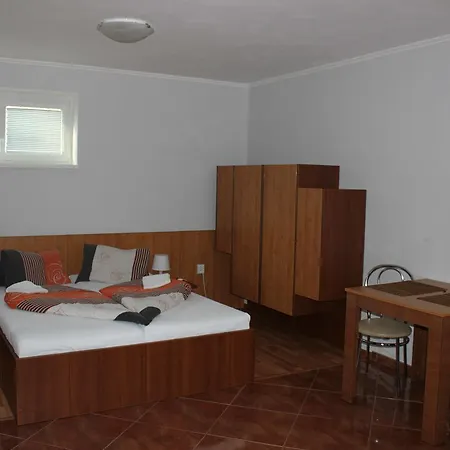 Privat Arcadia Appartement Podhájska